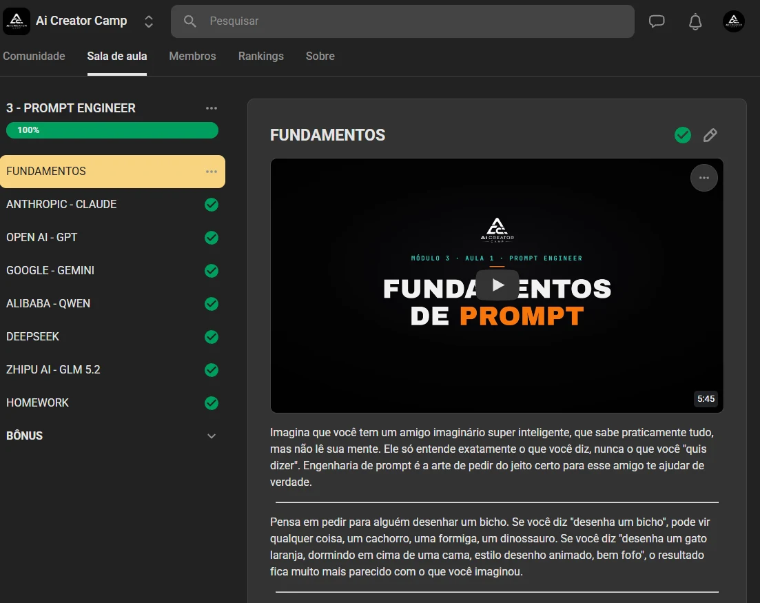 Sala de aula do AI Creator Camp no Skool, com a aula Fundamentos de prompt, vídeo, texto de apoio e lista de aulas do módulo